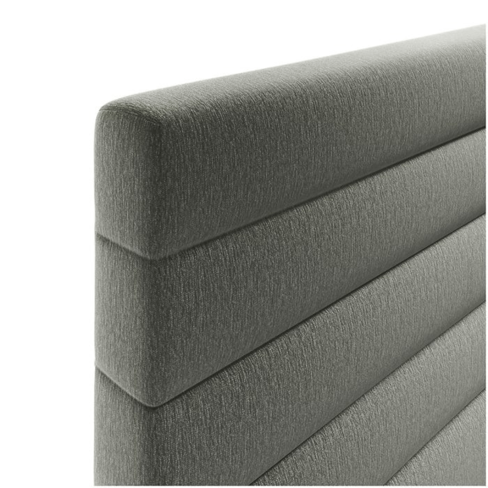 Royale Premium Tufted Bed