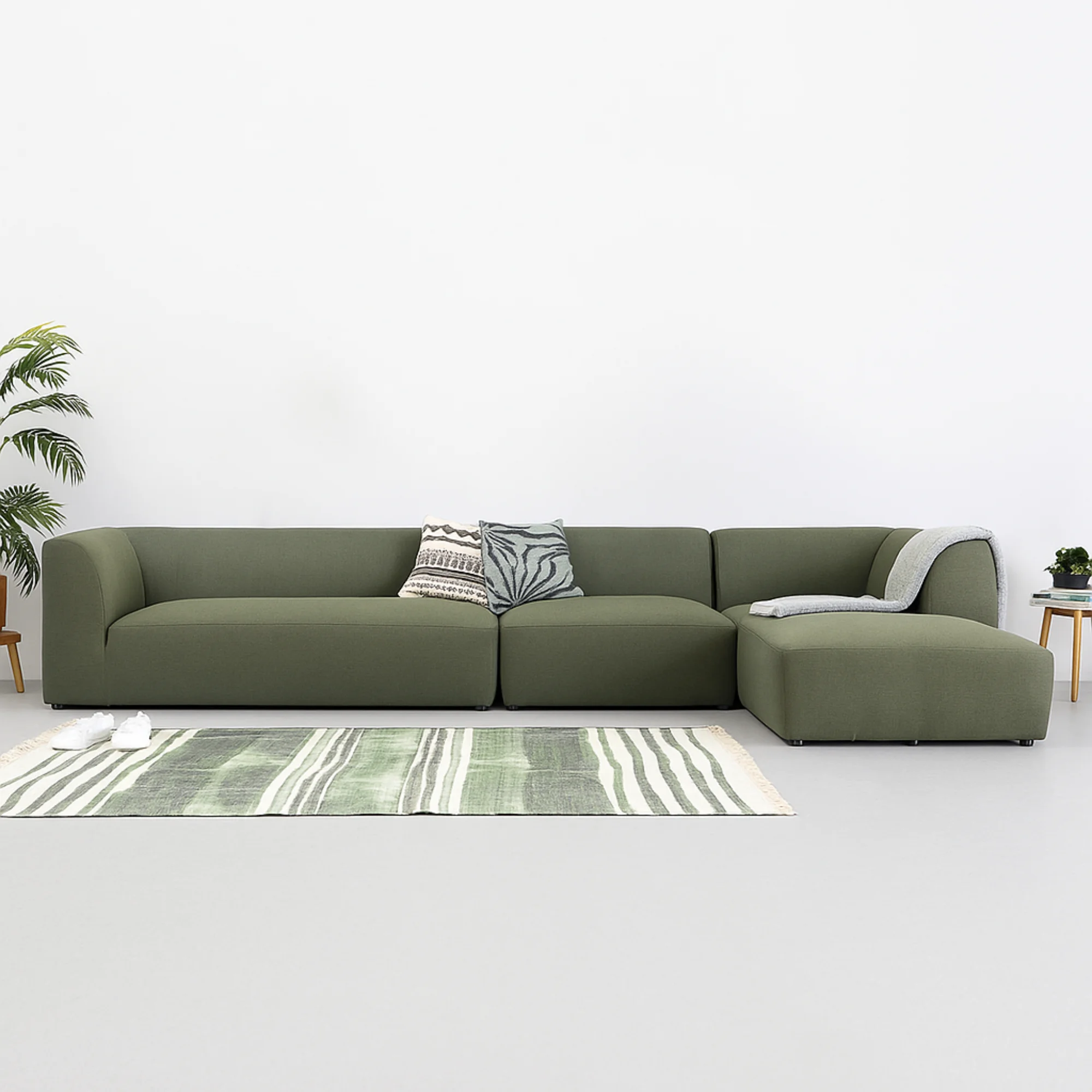 Newport 3 Seater L-Shape Velvet Sofa