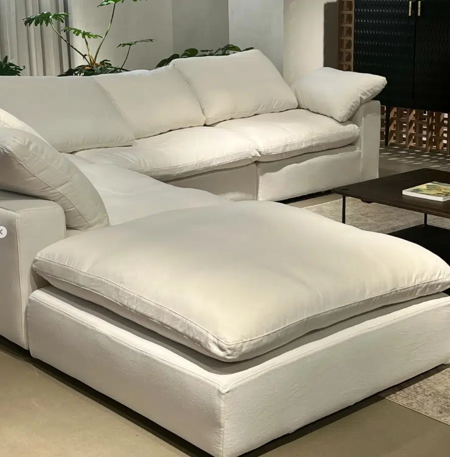 Cloud Sofa 4-Seater Fabric sofa – White