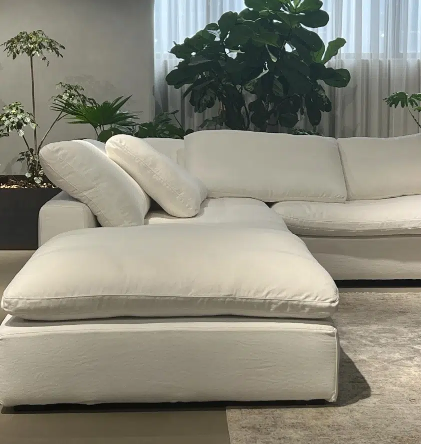Cloud Sofa 4-Seater Fabric sofa – White