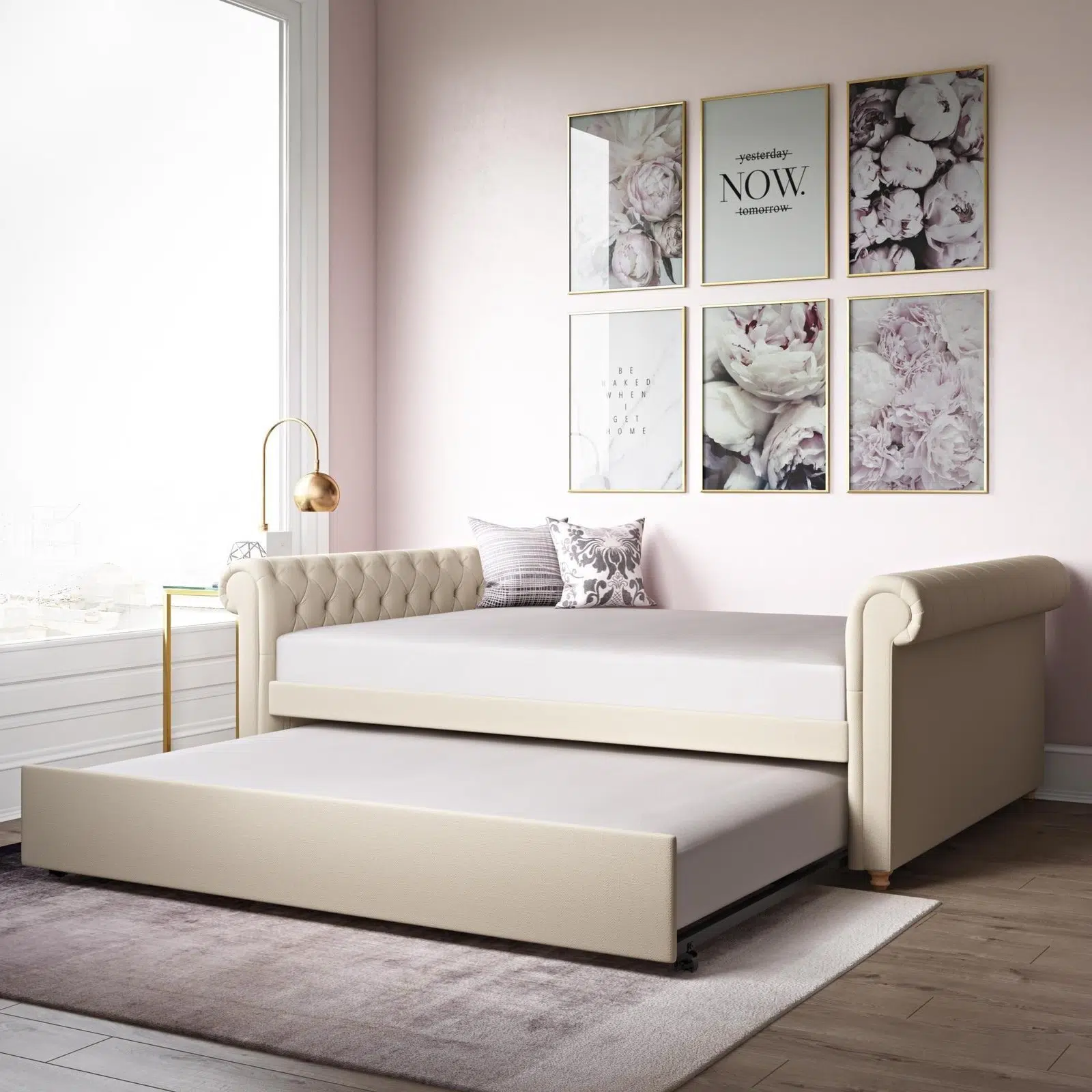 CARVIN Upholstered Daybed
