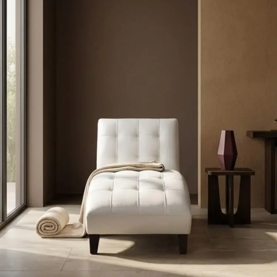 Noir Tufted Chaise Lounge