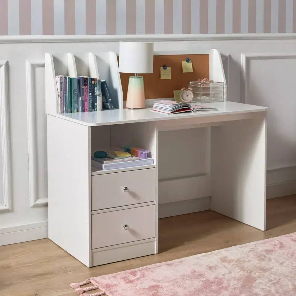 Lumivra Computer Desk for Kids