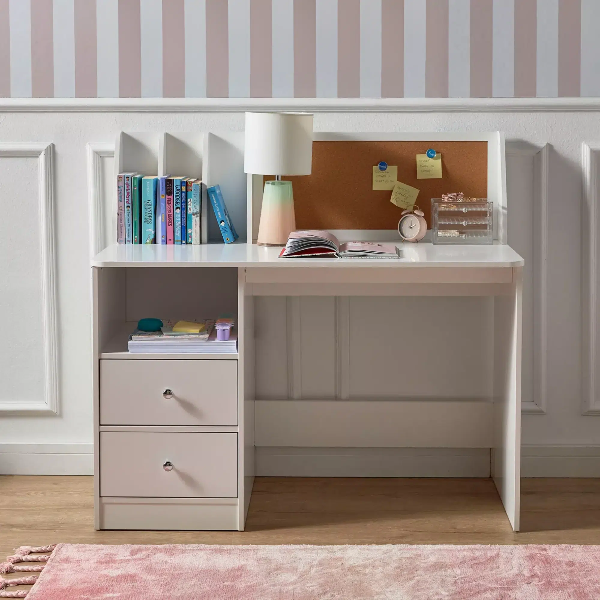 Lumivra Computer Desk for Kids