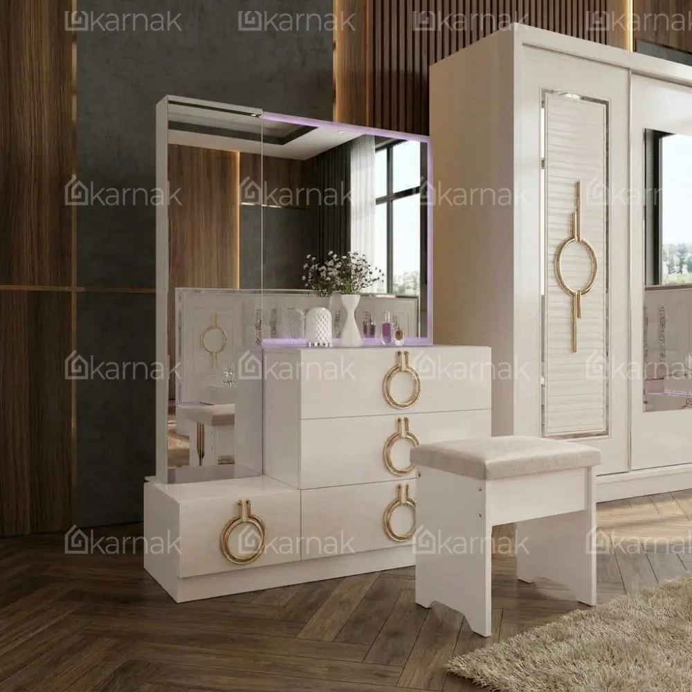 Venera White Bedroom Set